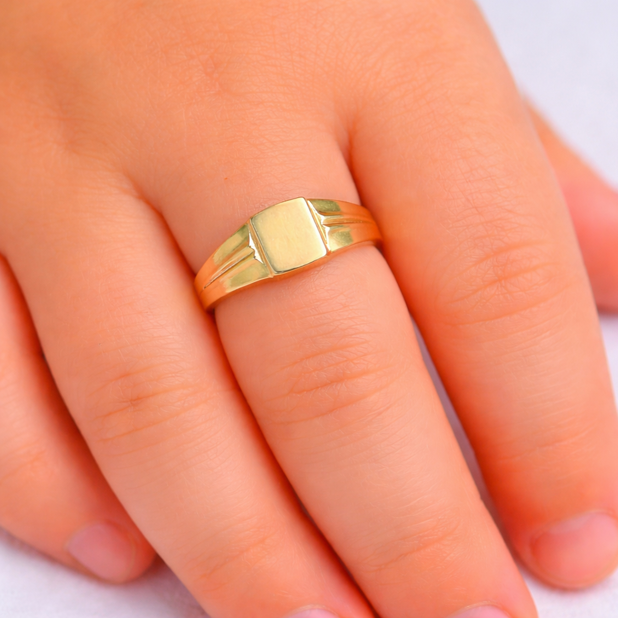 Alternative view of 14 karaat gouden kinderring 11.330 mat