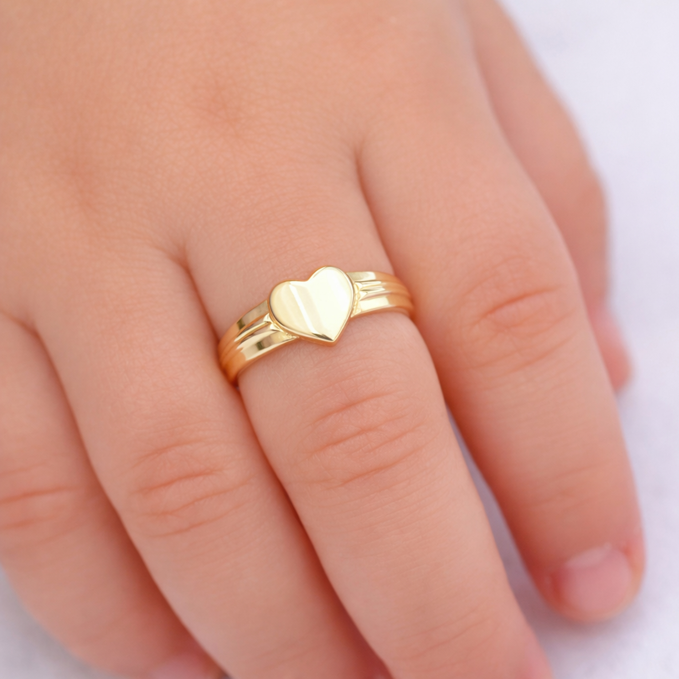 Alternative view of 14 karaat gouden kinderring 11.601