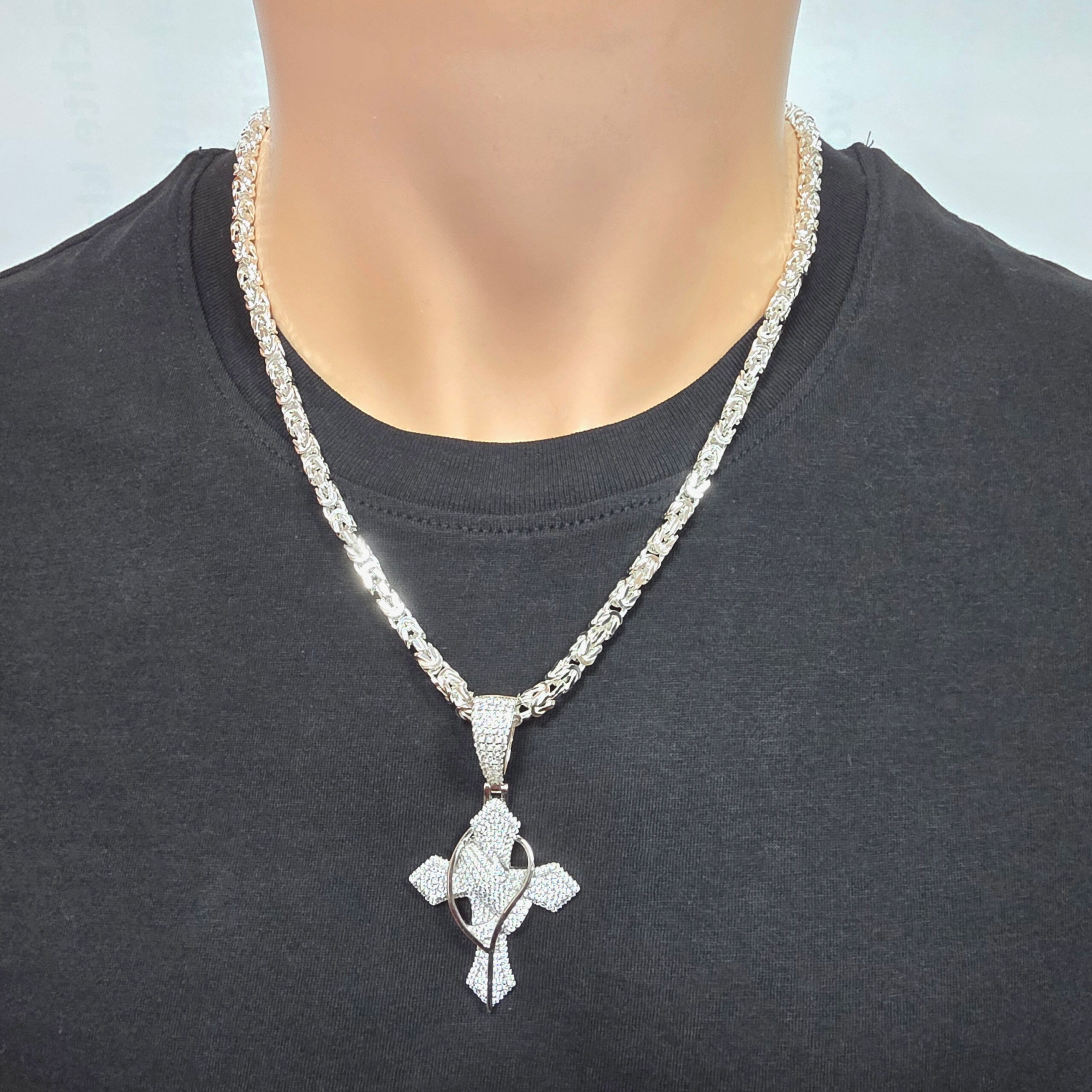 Alternative view of Zilveren (gerhodineerd) kruis hanger 24.276